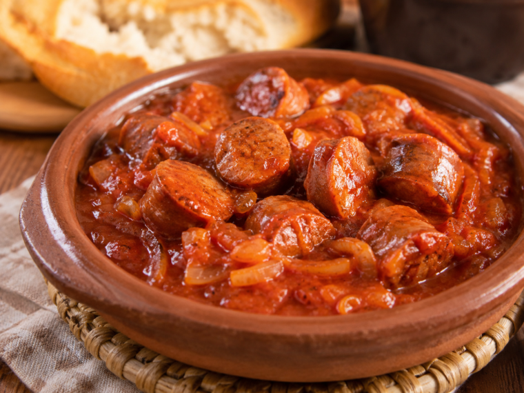 Spanish Sausage and Potato Stew in Tomato Sauce